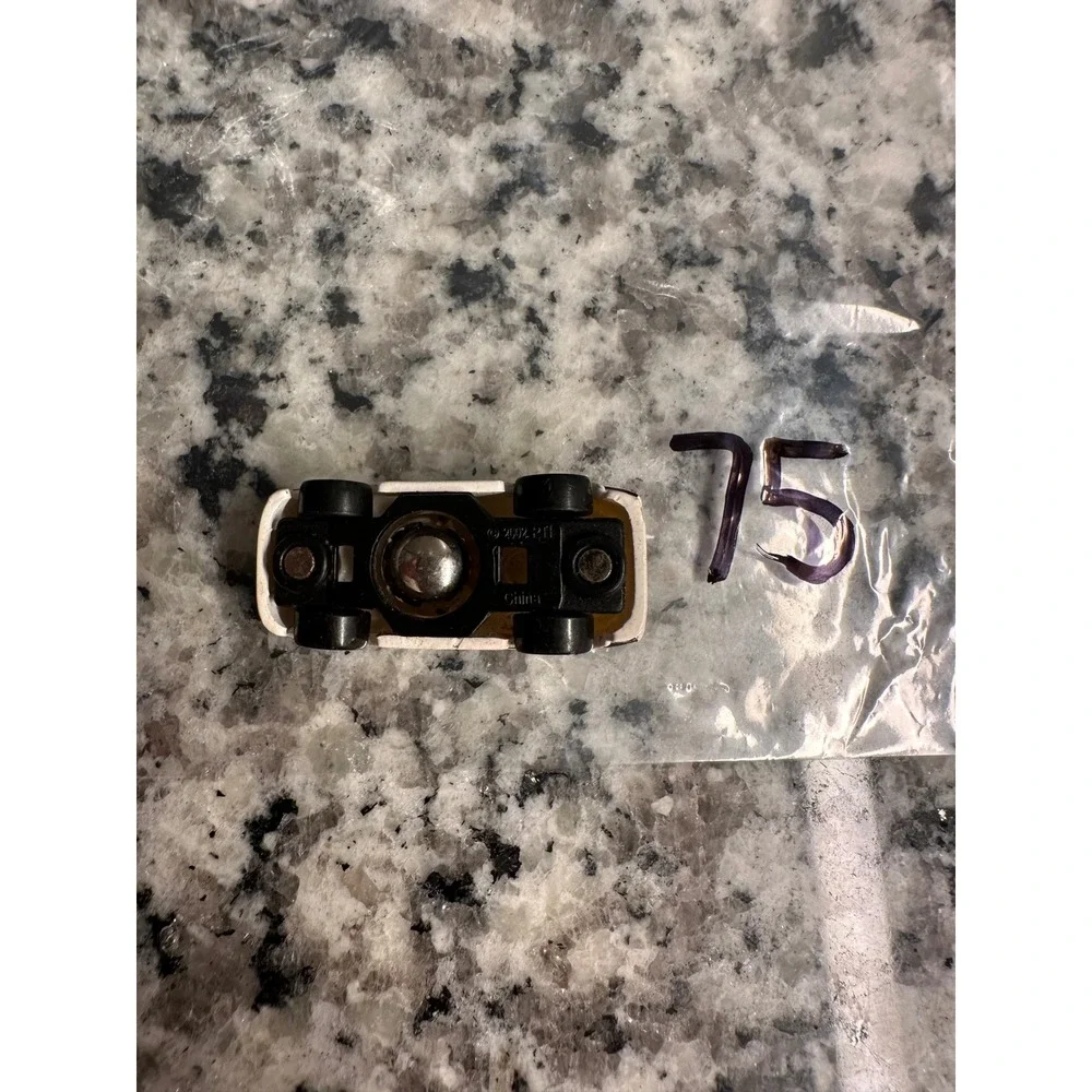 White‎ Turbo Toy Car Diecast Collectible Speed Racer Kids Play Toy magnet